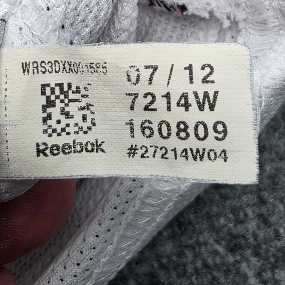 Patrick Kane Chicago Blackhawks Reebok Jersey Women Small 2013 Stanley Cup Champ - Picture 9 of 11